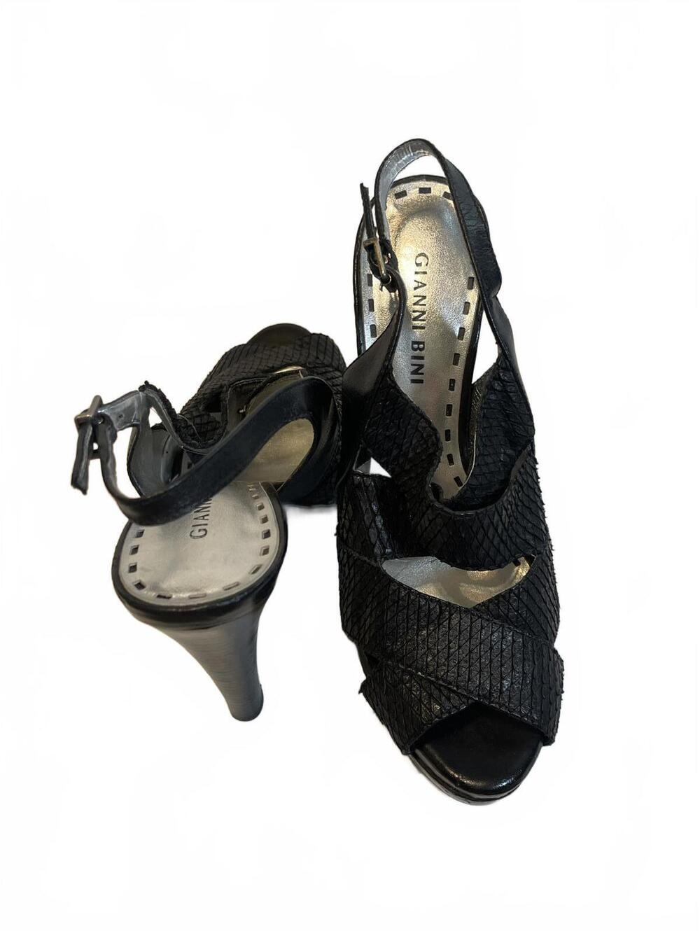Gianni Bini Black Snakeskin Texture Strappy Heeled Sandals Buckle Strap Sz 7.5 - Picture 4 of 7